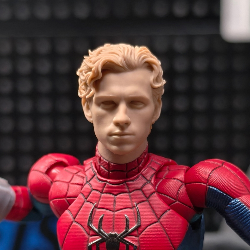 【Pre-order】1/12 Tom Holland Head sculpt and pulse gauntlet