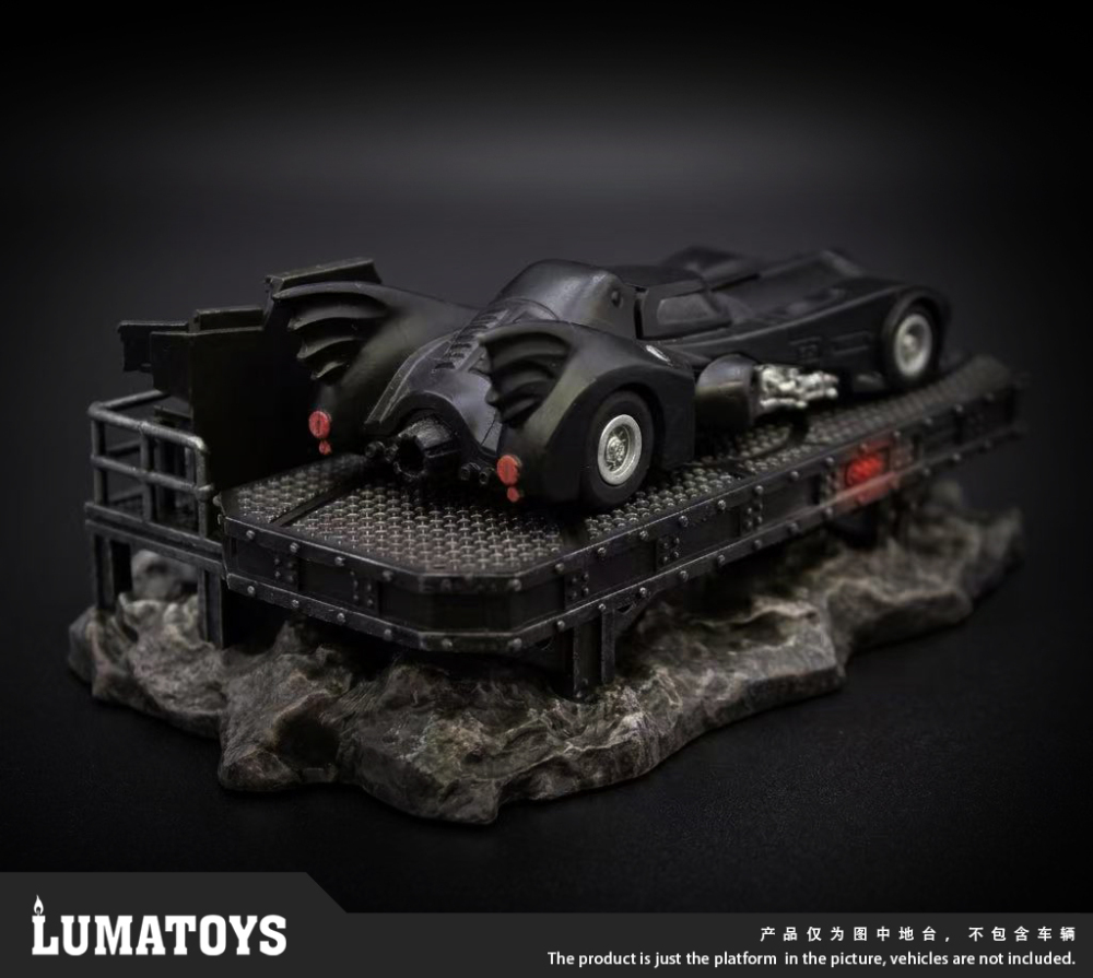 【Pre-order】1/64 Lumatoys Batman Car Model Display Base