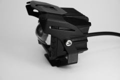 مصباح كشاف LED خارجي بعدسة عرض ضوئية للدراجات النارية والسيارات