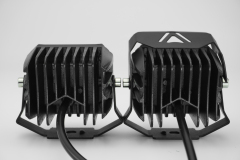 مصباح كشاف LED خارجي بعدسة عرض ضوئية للدراجات النارية والسيارات