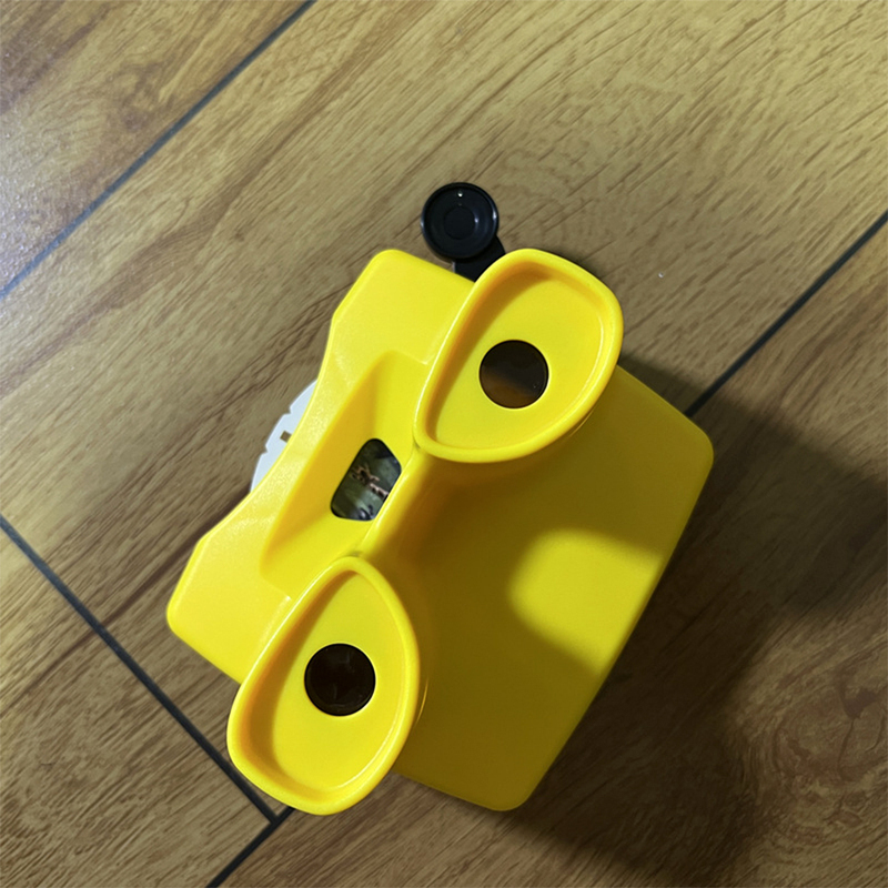 Classic 3D Reel Viewer for Kids – Retro Style Stereoscope Toy with Picture Discs (Model:SNRV092)