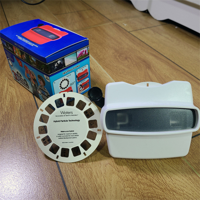 Classic 3D Reel Viewer for Kids – Retro Style Stereoscope Toy with Picture Discs (Model:SNRV092-3)