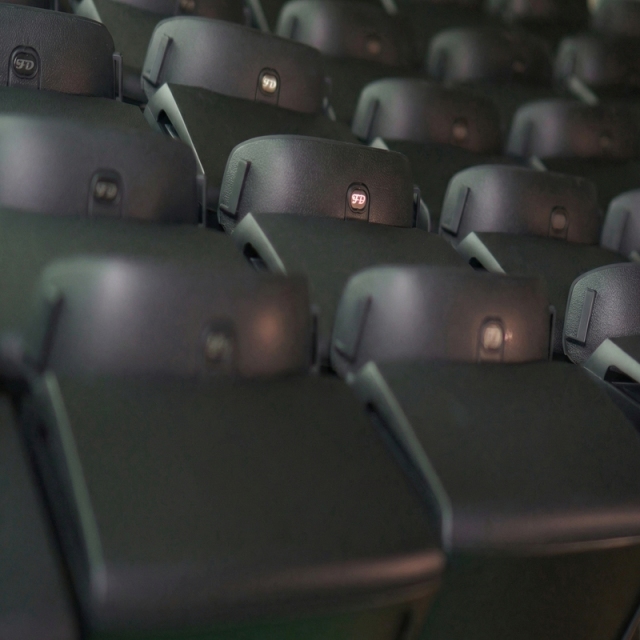 Reflective VR/AR Glasses for Smartphones - Zero Dispersion & Distortion-Free Mirror Optics (Model:SNVR020)