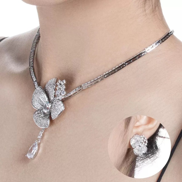 Flower Zircon Necklace Earrings Set