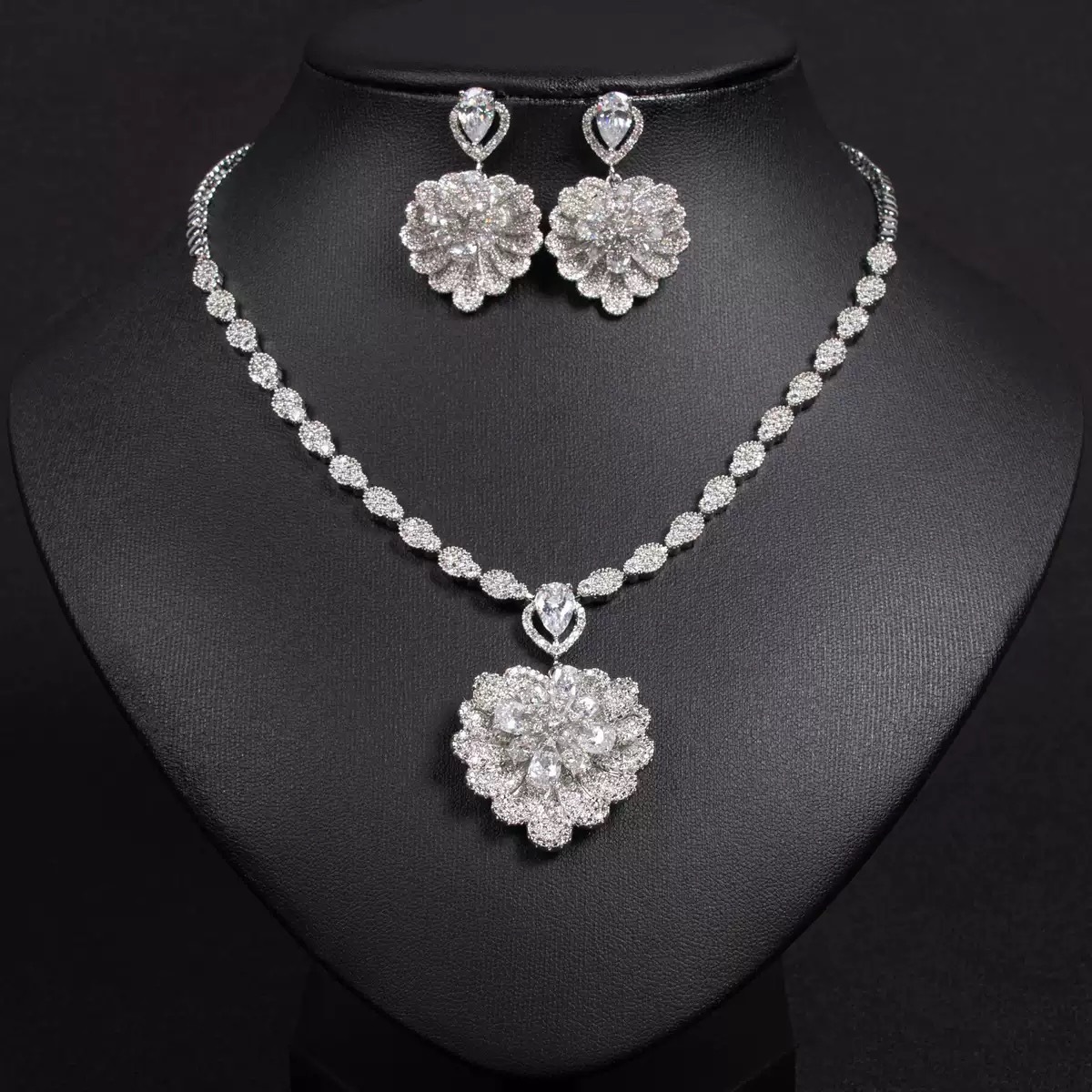 Heart-Shaped Flowers Fashion Jewelry Set