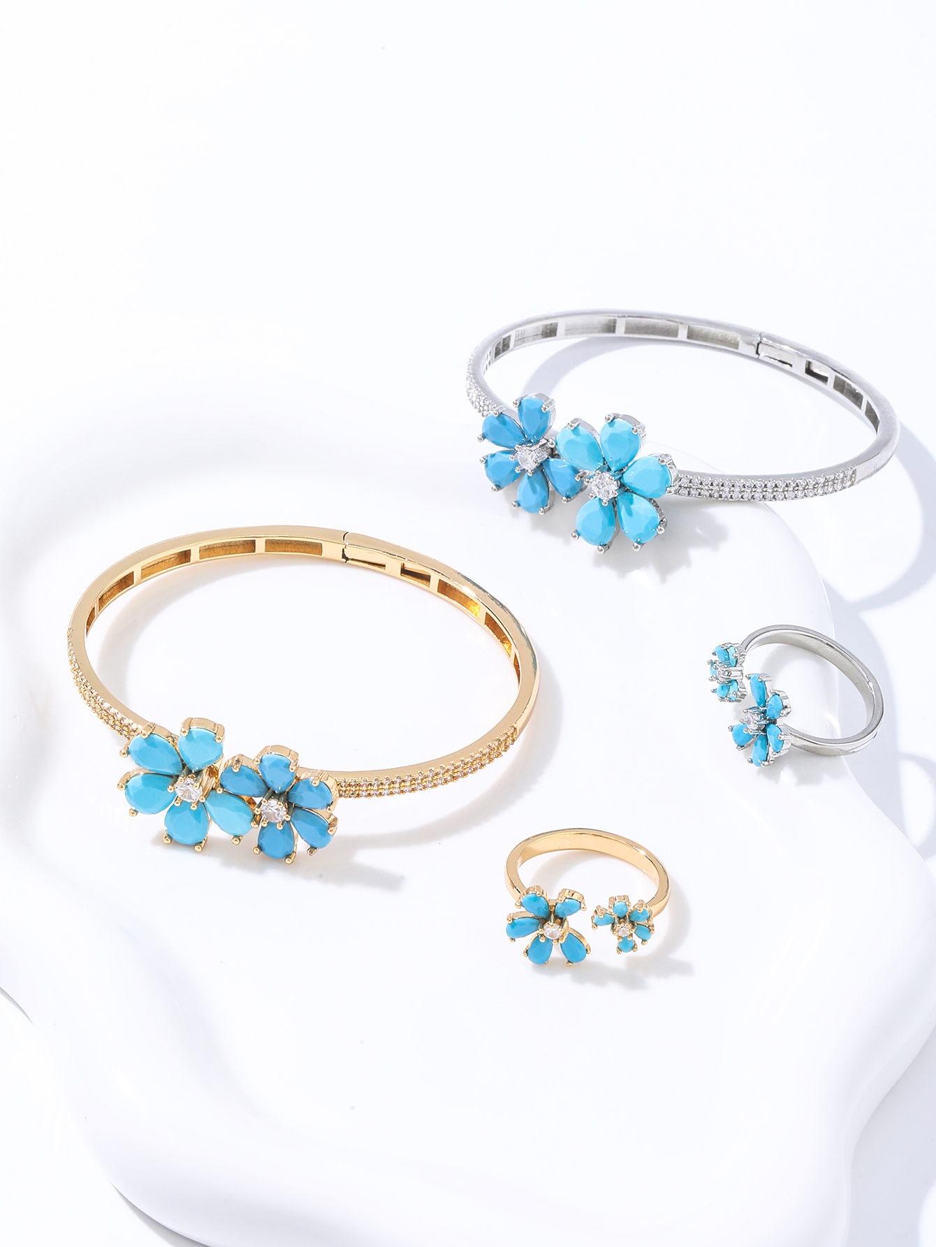 Blue Double Flower Bracelet