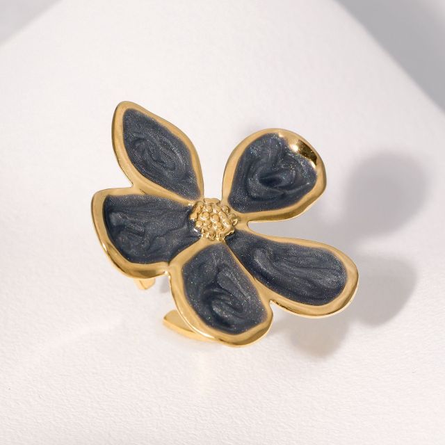 Black and White Floral Ring