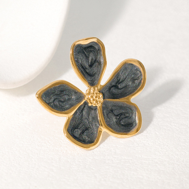 Black and White Floral Ring