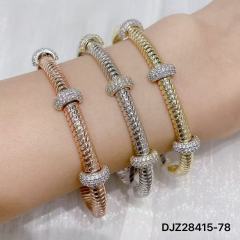 Elegant C-shaped Threaded Opening Bracelet