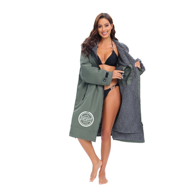 Adults Change Robe