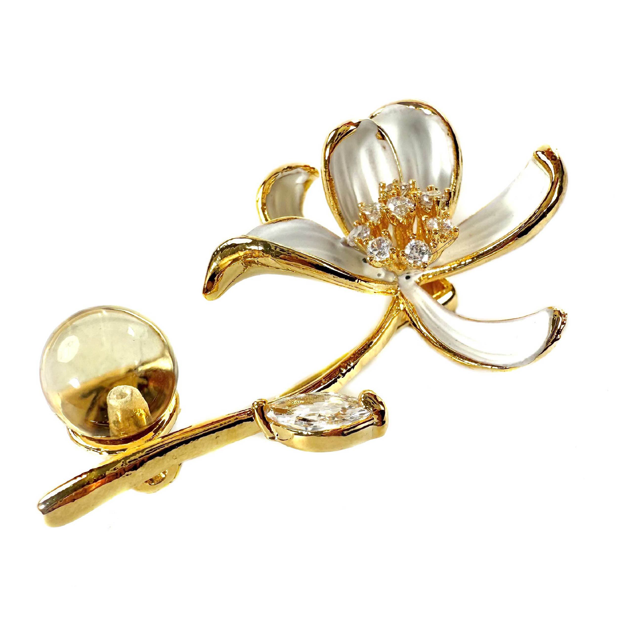 Shinecrys- citrine brooch