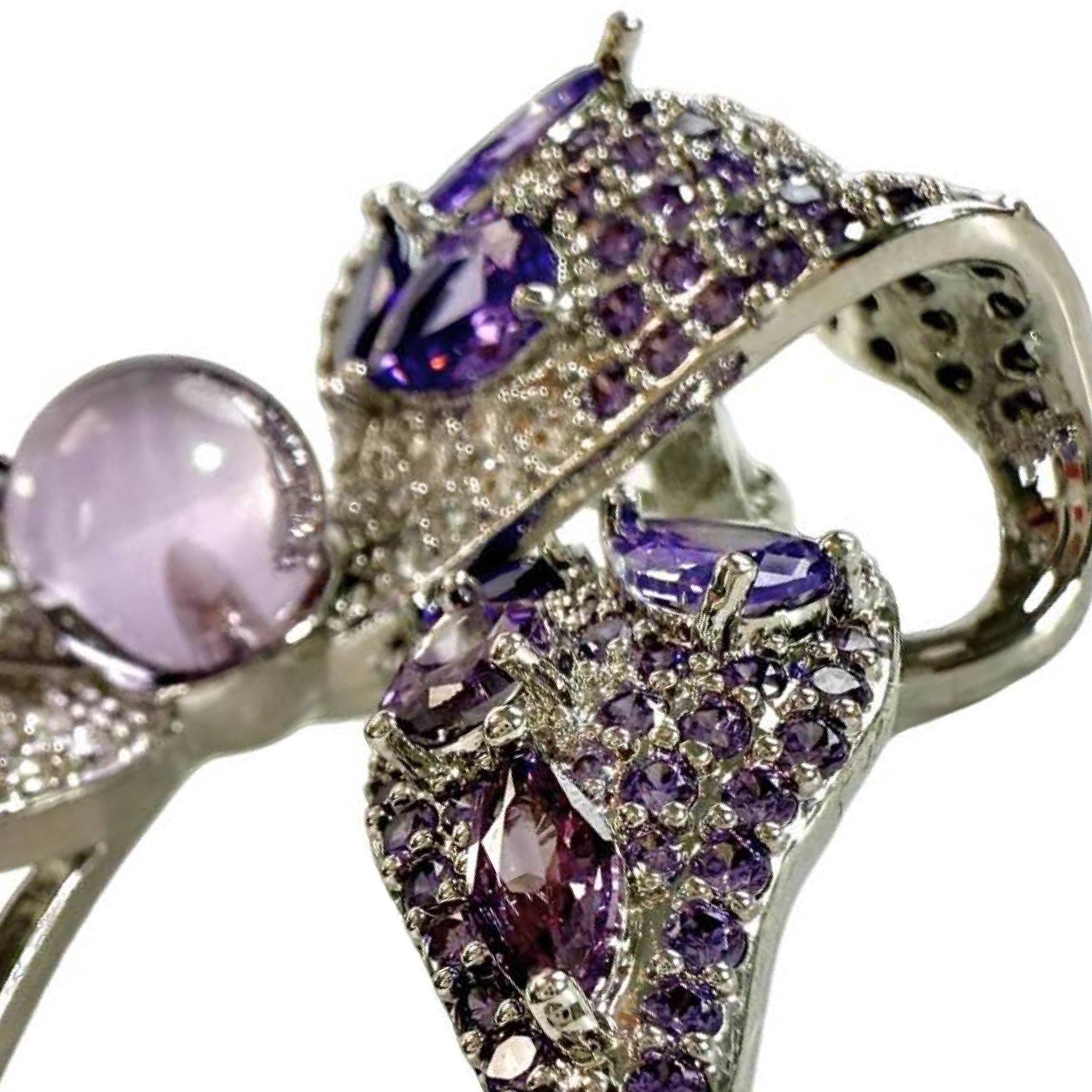 Shinecrys- amethyst brooch