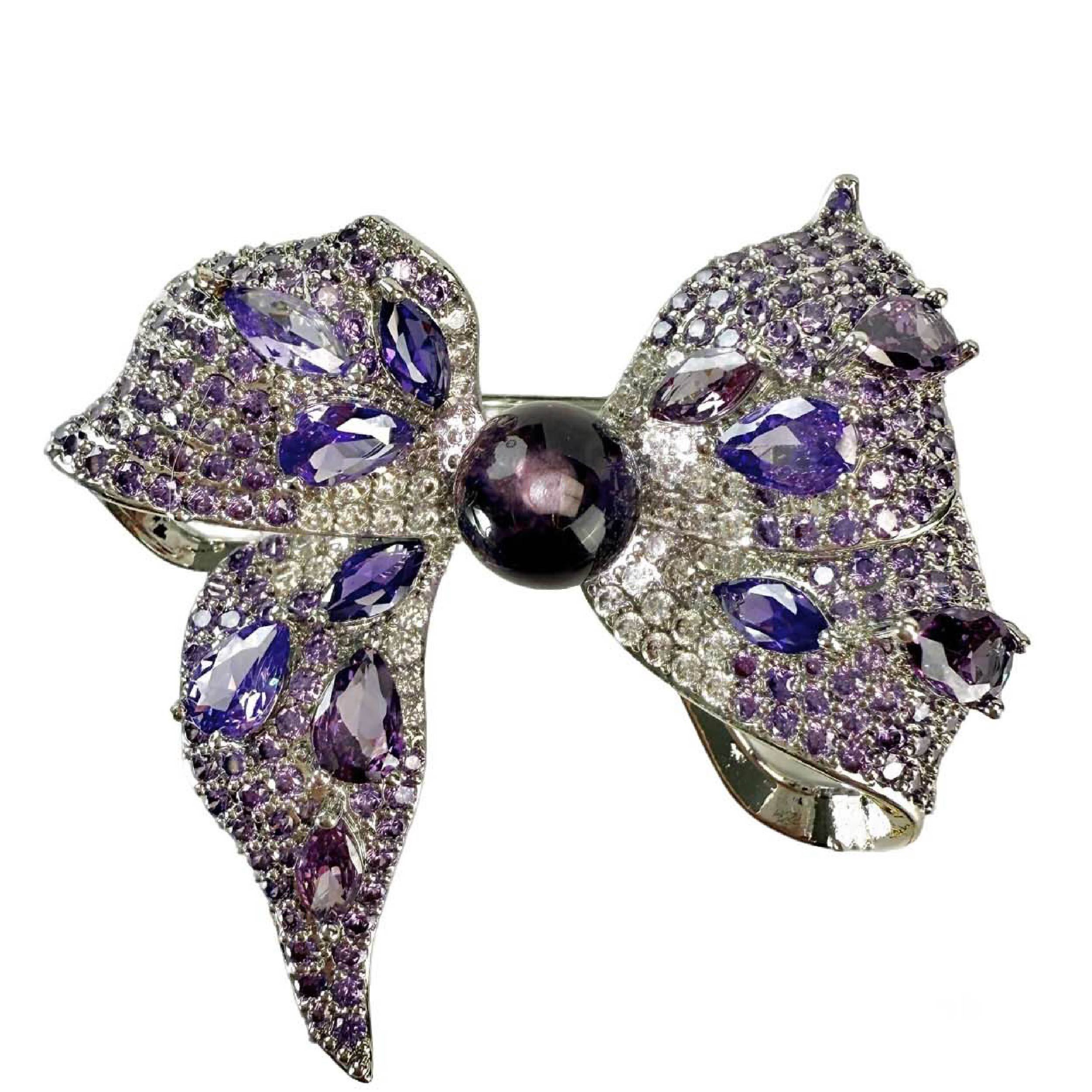Shinecrys- amethyst brooch