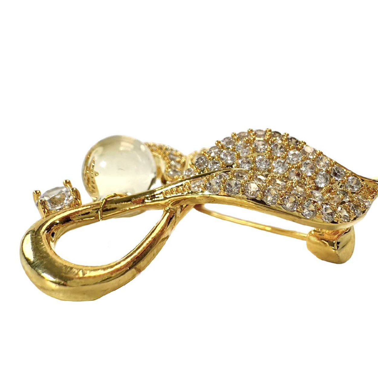 Shinecrys-  citrine brooch
