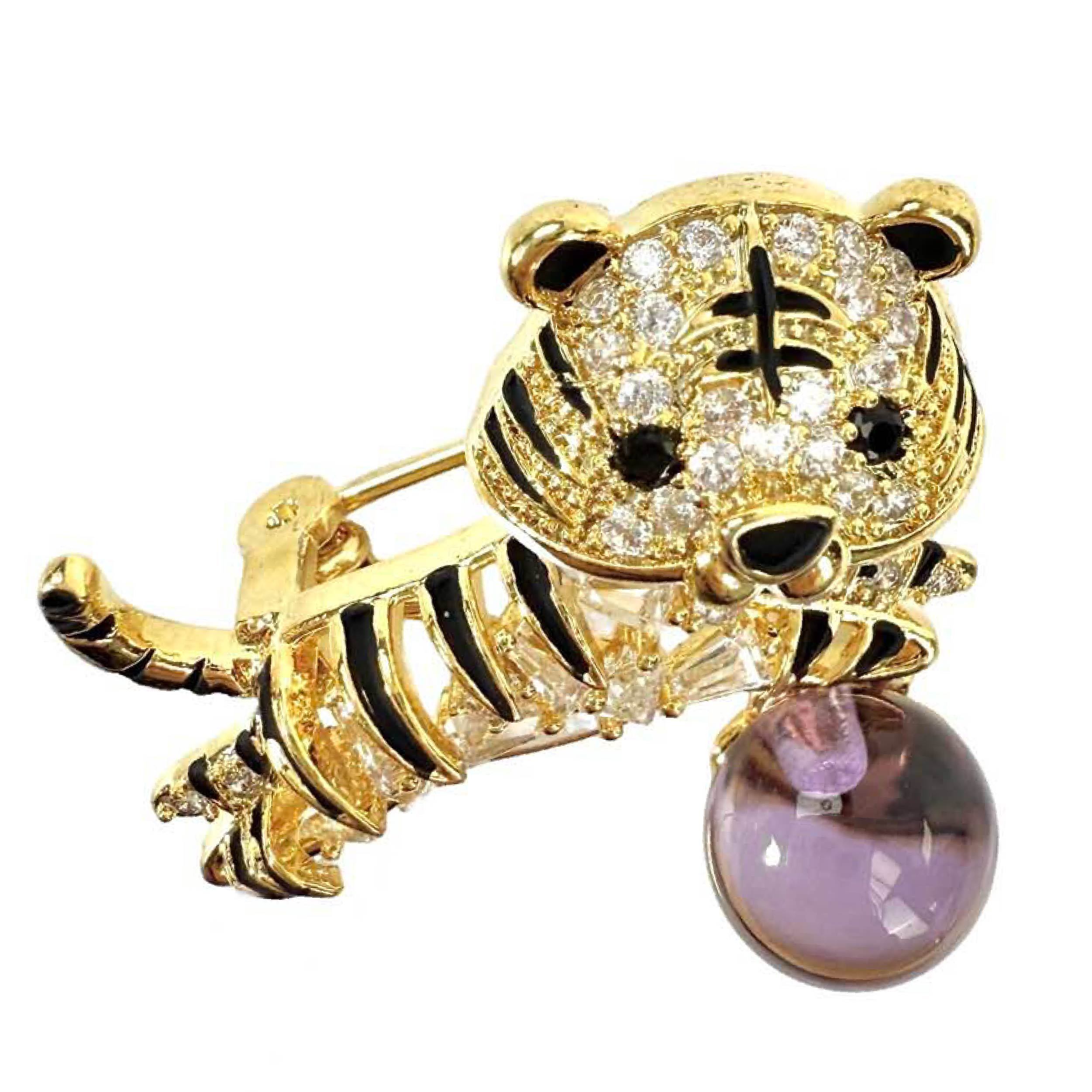 Shinecrys-  amethyst brooch