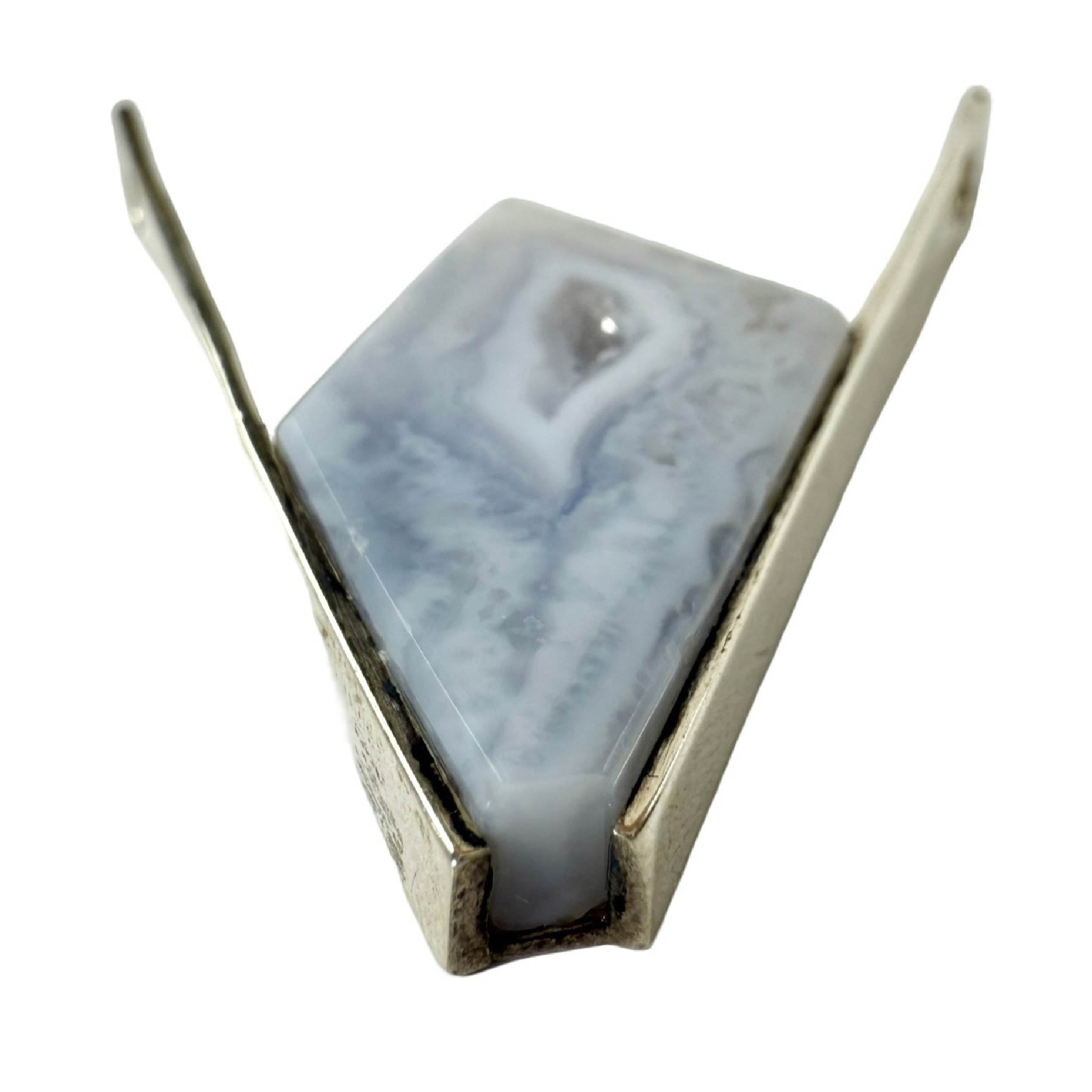Shinecrys- Blue-striped Agate pendant
