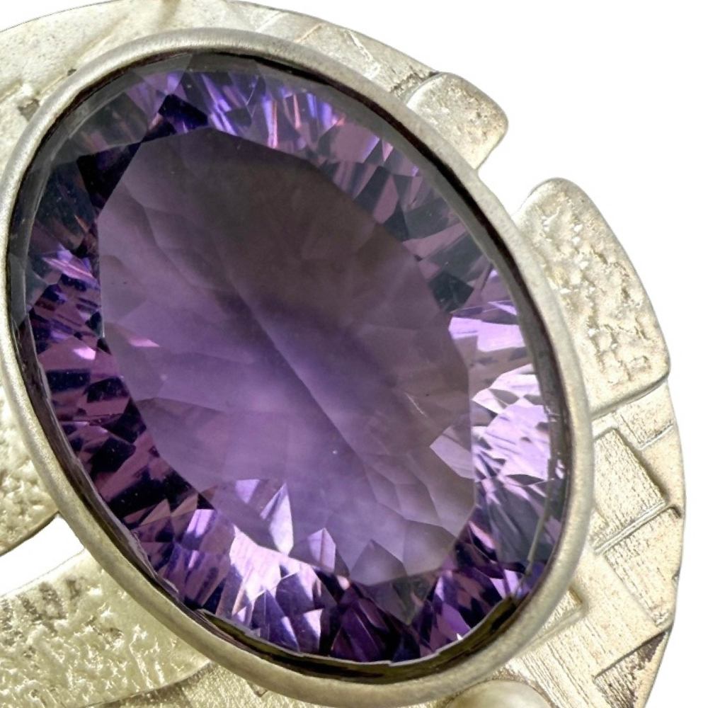Shinecrys- amethyst pendent