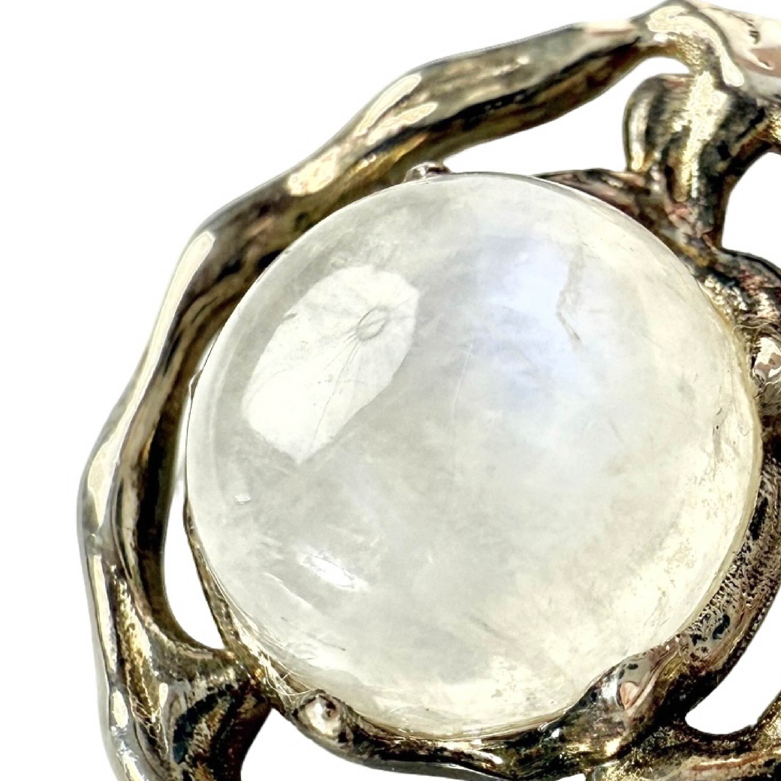 Shinecrys --  moonstone pendant