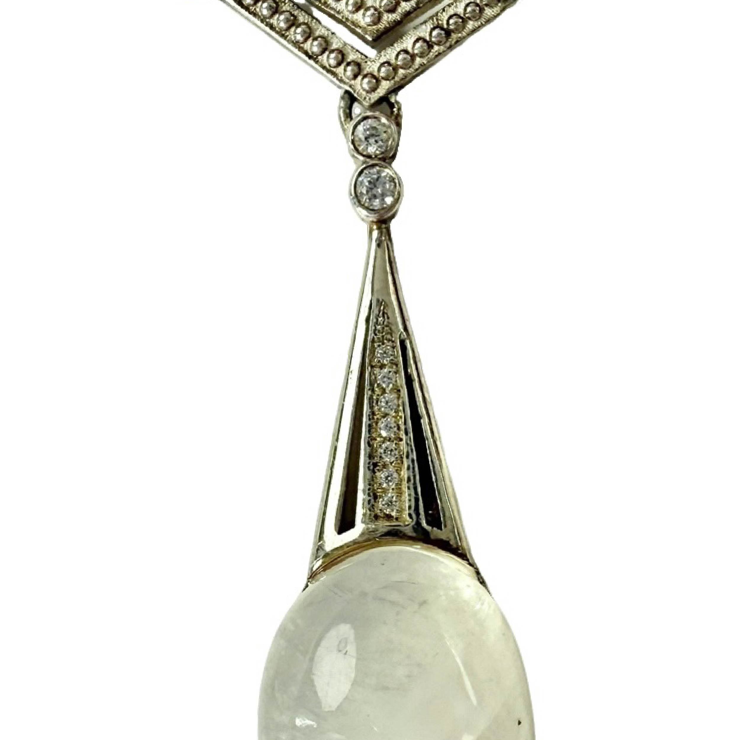 Shinecrys-moonstone pendant