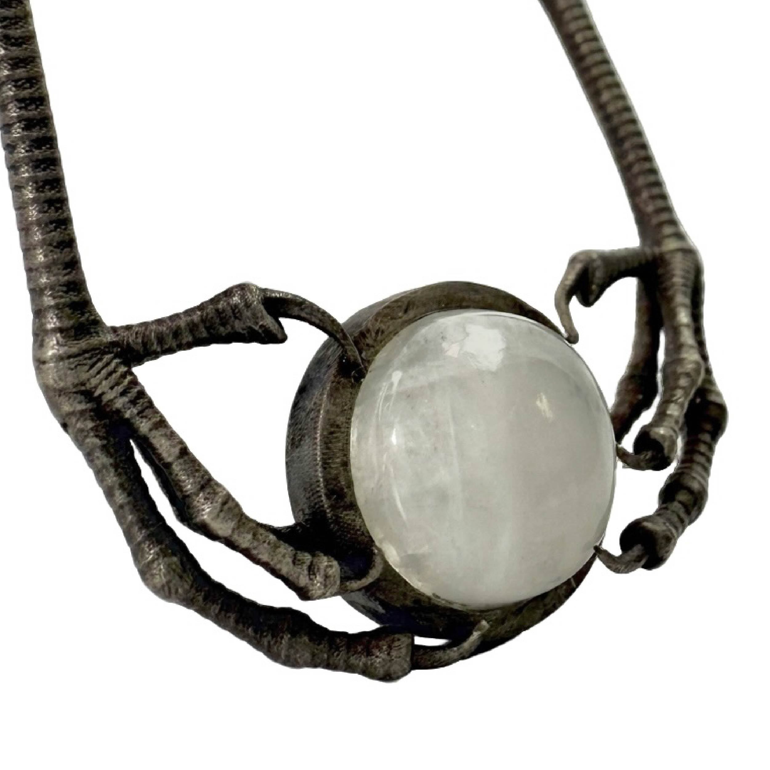 Shinecrys- moonstone pendant