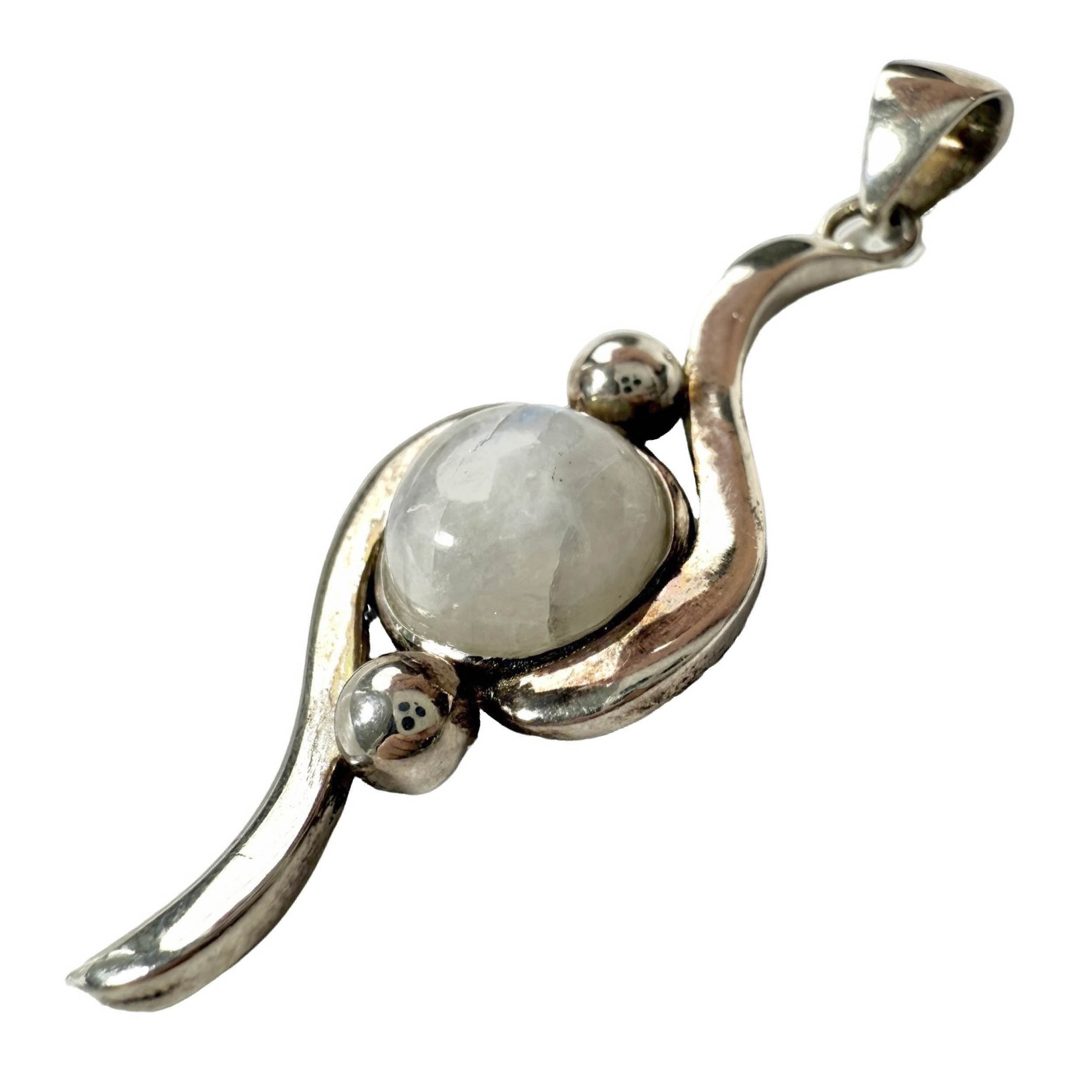 Shinecrys- moonstone pendant