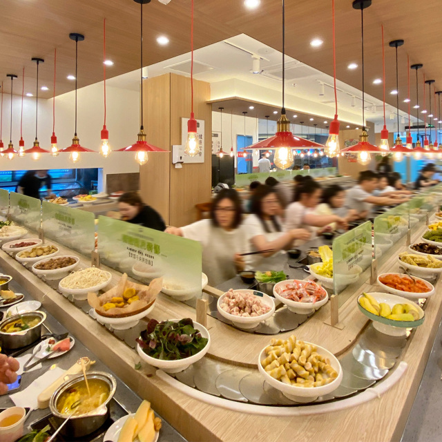 Rotating hot pot equipment