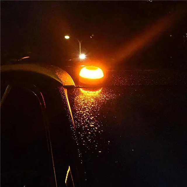 IPX4 Magnetic Safety Car LED Emergency Lighting: Portable and Bright V16 Strobe Light for Roadside Assistance