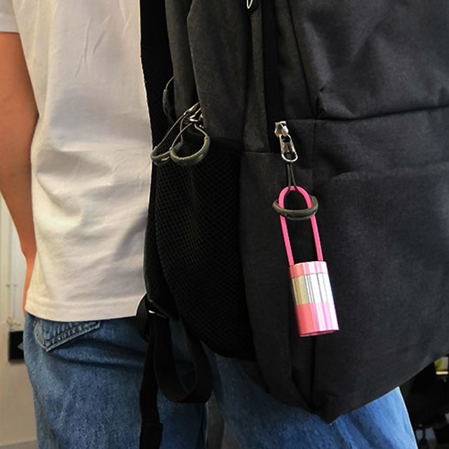 Fashion pocket size flashlight multifunction illuminated Hanging Button cell customize logo Outdoor keychain led light