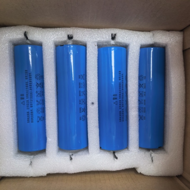 LiFePO4 3.2V/45Ah 144Wh for E-Vehicel Lithium Ion Battery