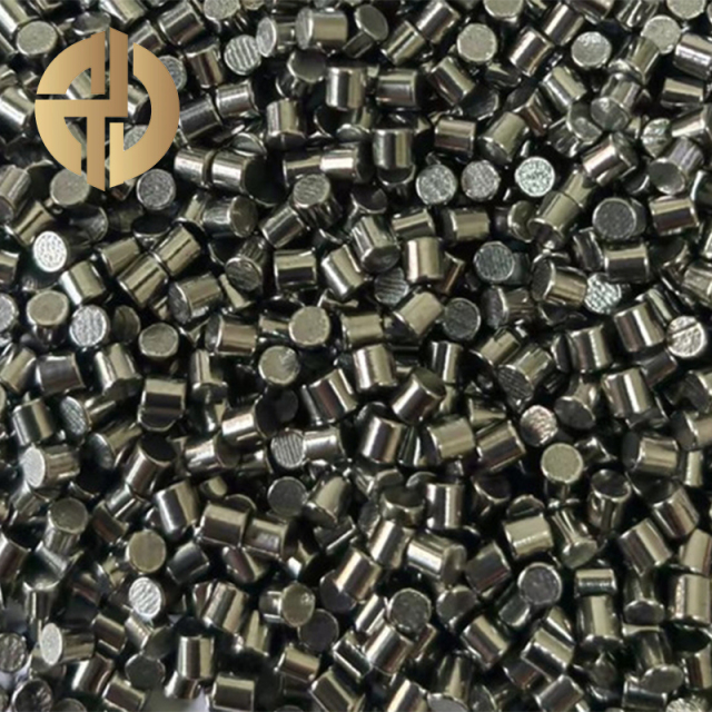 Hafnium granules