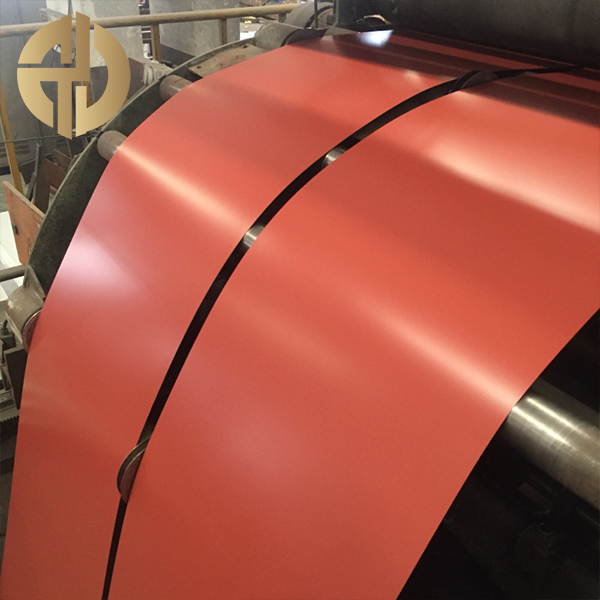 Tira de acero con recubrimiento de color