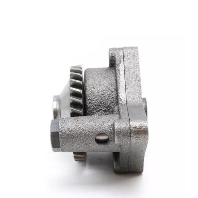 HEHUI Yanmar 4TNV88  Engine  Oil Pump  129802-32120 129407-32000,China Engine ,HEHUI 4TNV88 Diesel Excavator Parts Engine  Oil Pump with Model Numbers 129802-32120 and 129407-32000