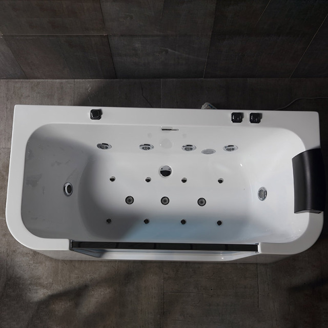 Freestanding Whirlpool Massage Function Acrylic Bathtubs XA-063