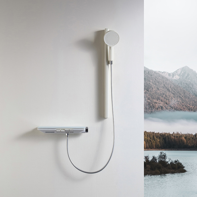 Wholesale Fashion Intelligent Constant Temperature Shower Booster Shower Head TW-F06