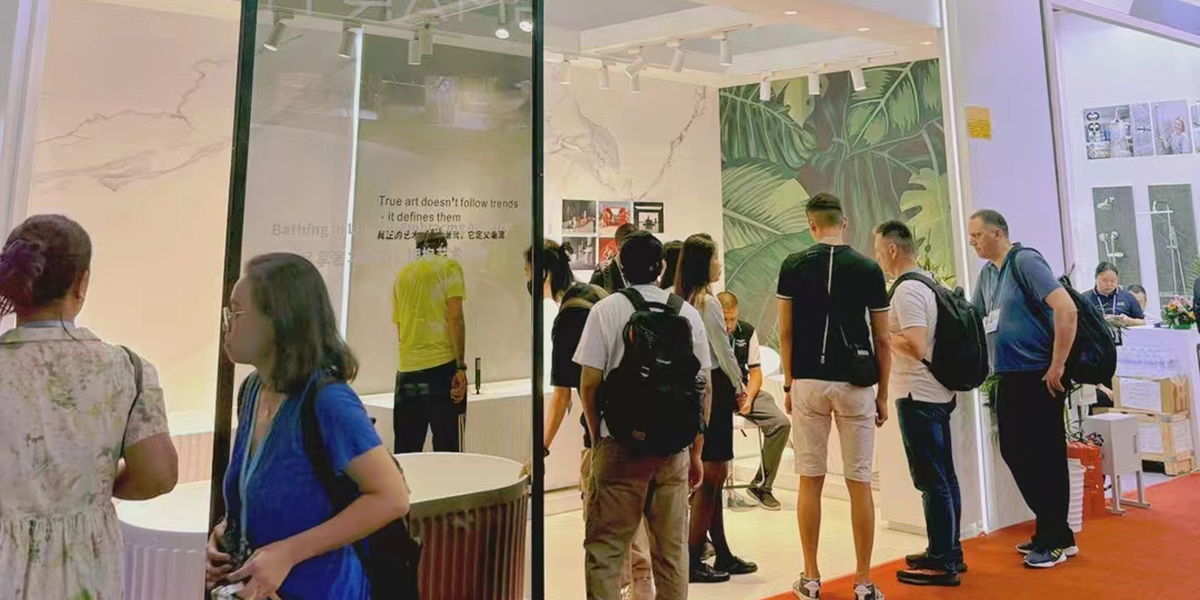 acrylic bathtub in canton fair 