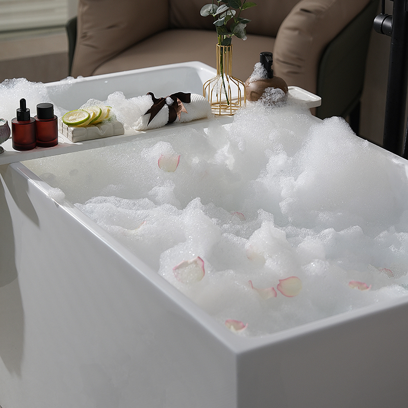Hot Style Wholesale Colorful Rectangle Freestanding Acrylic Bathtub XA-185