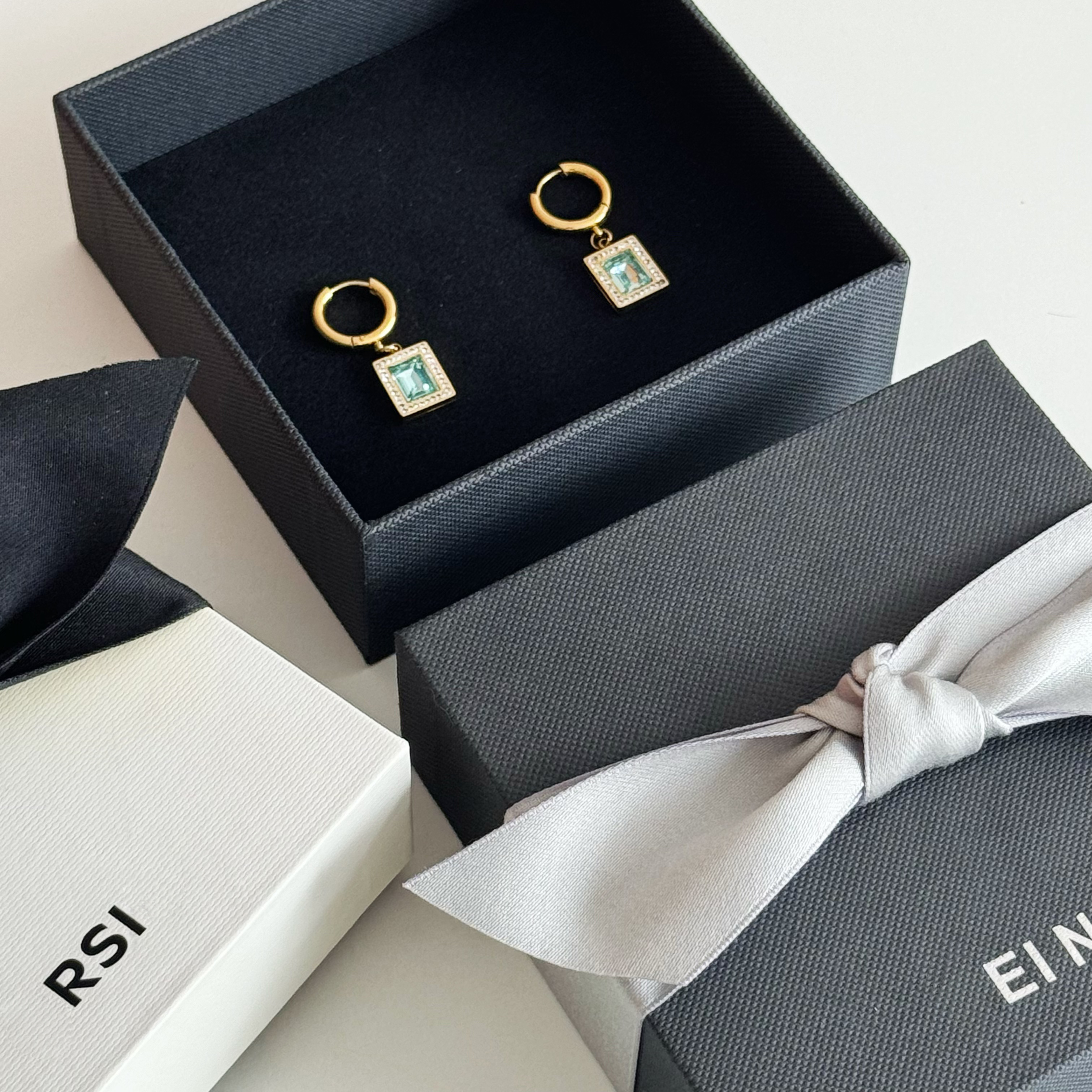 Custom Logo Luxury Jewelry Box with Silk Ribbon - Elegant Black & White Packaging for Rings, Earrings, and Pendants