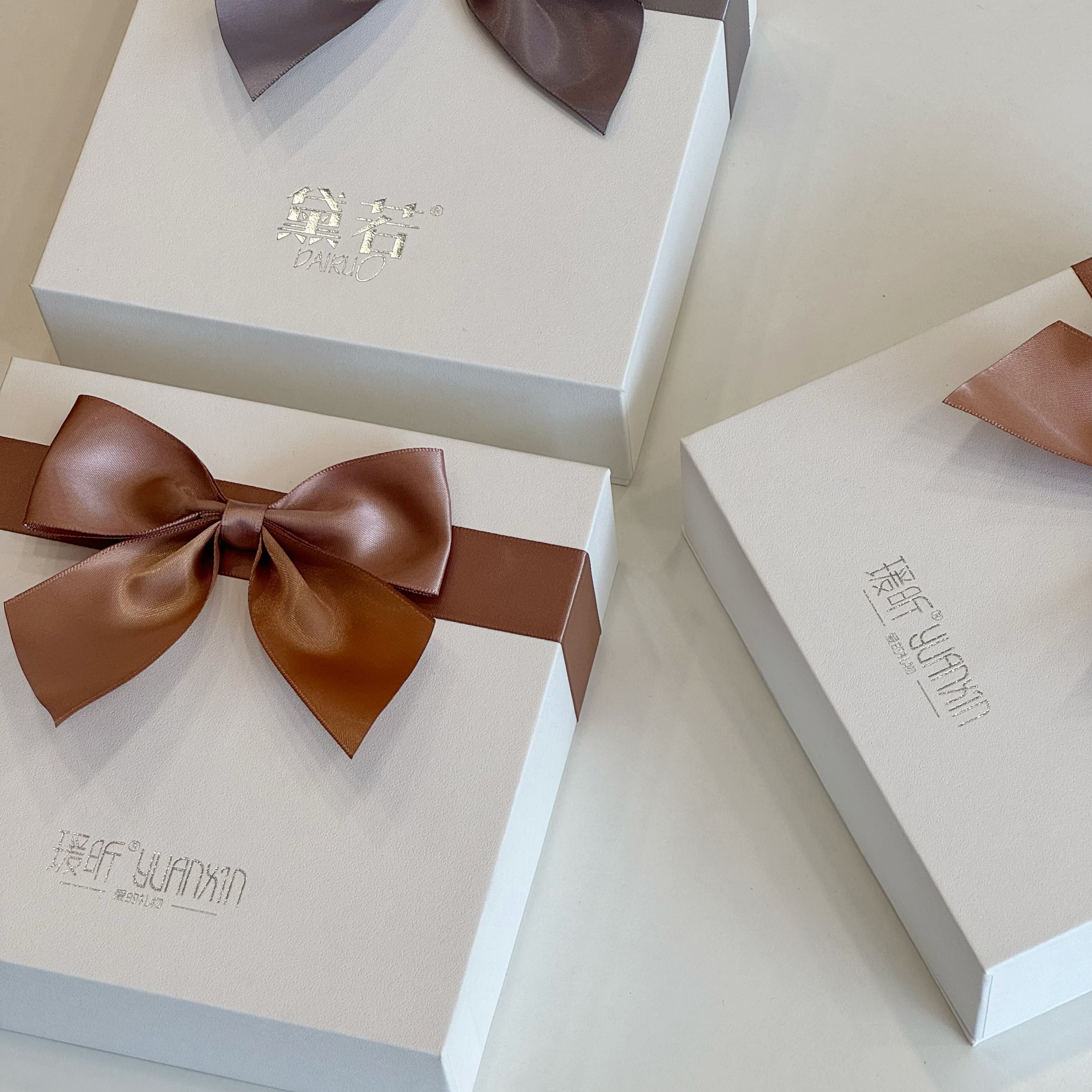 Luxury Cream White Jewelry Packaging Box - Personalized Weekly Jewelry Set Case with Ribbon - Ideal for Birthday & Anniversary Gifts