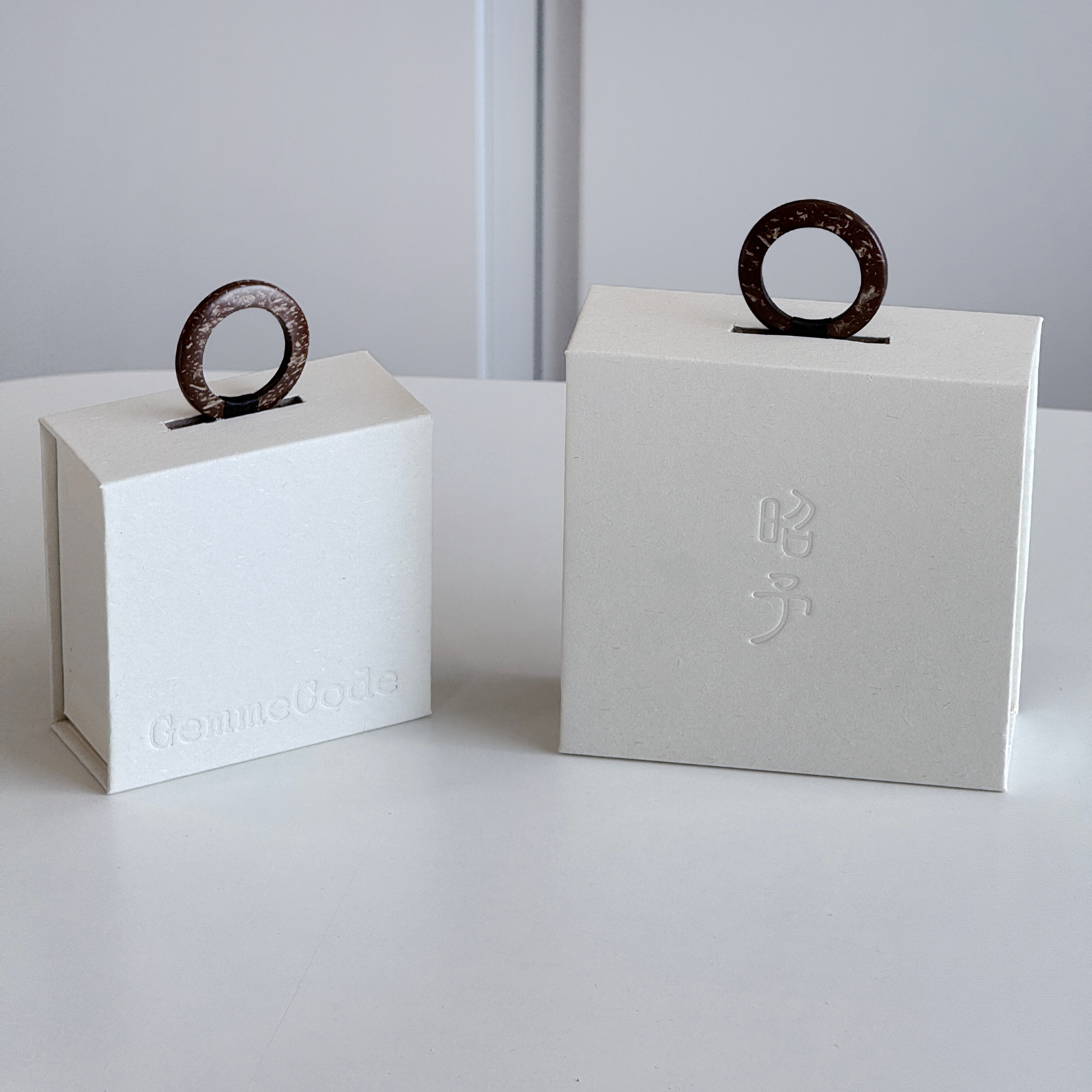 Nordic Serene White Magnetic Flip-top Jewelry Box - Minimalist Textured Book-Style Packaging with Cognac Leather Pull - Premium Rigid Gift Box
