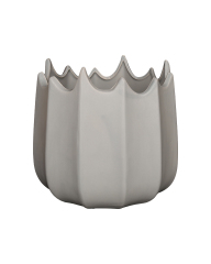 Wholesale Artistic Ceramic Flower Pot with Petal-Style Edges