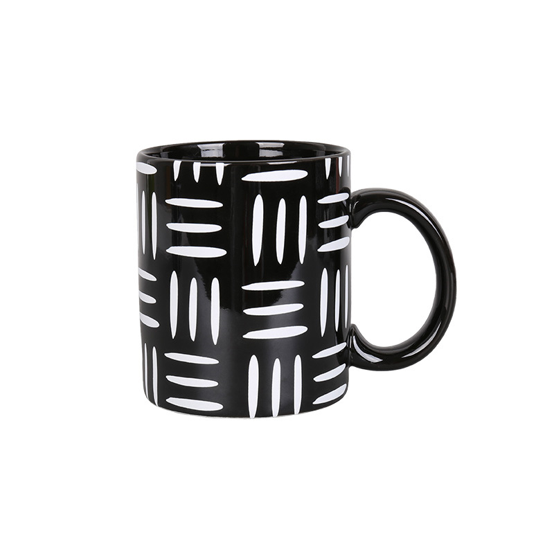 Wholesale Black and white minimalist ceramic mug