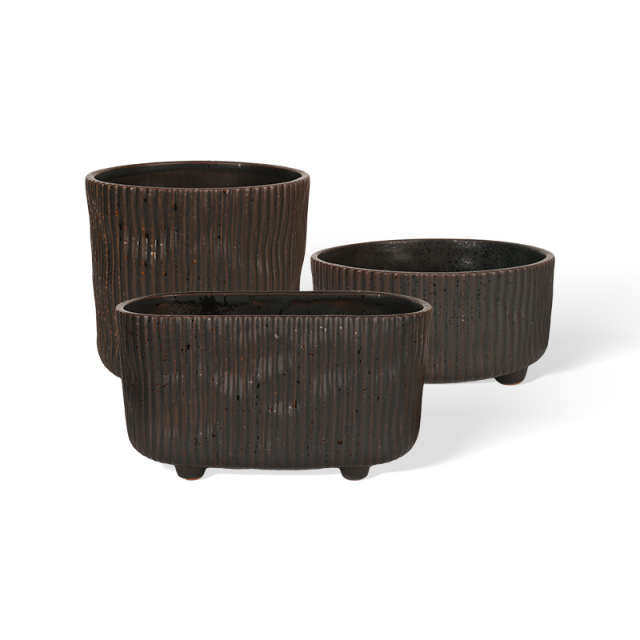 Wholesale Retro three-legged ceramic vase with vertical stripes