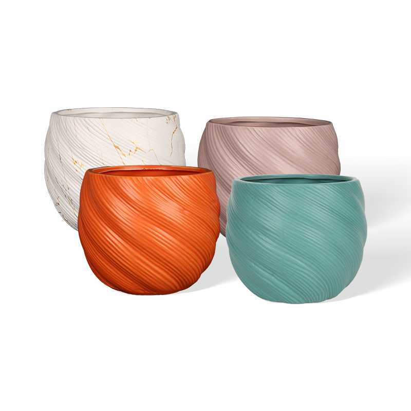 Wholesale spiral-crested ceramic vase