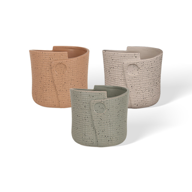 Wholesale irregular bottle mouth ceramic vase