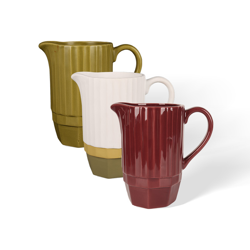 Wholesale ceramic vase with vertical stripes and conical base