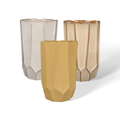 Wholesale of Ceramic Vase with Three-dimensional Geometric Facets