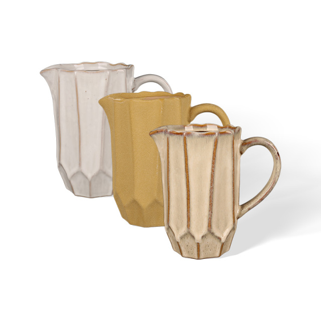 Wholesale of Ceramic Vase with Three-dimensional Geometric Facets