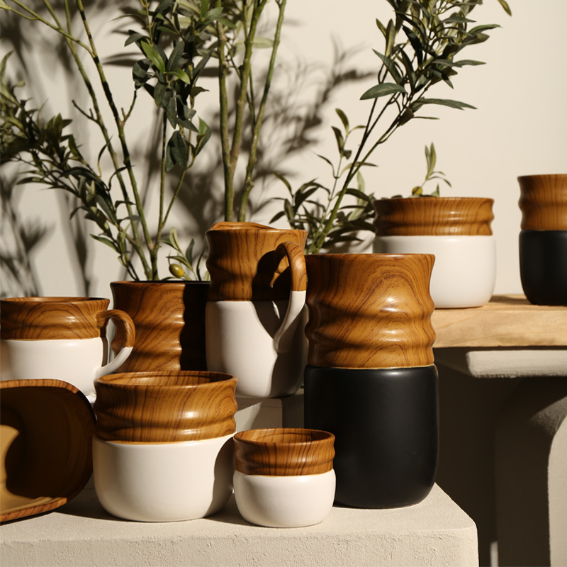 Factory Wholesale Design of ceramic vase with half-thread