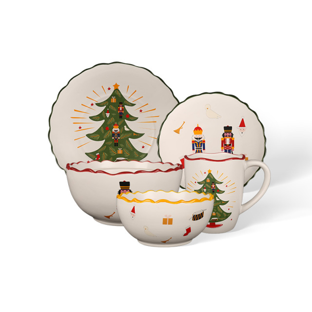 Wholesale Walnut Clasp Christmas Ceramic Tableware