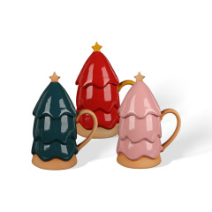 Wholesale Christmas-themed ceramic mugs